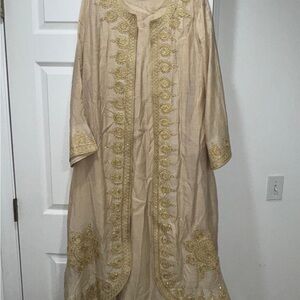 Elegant Gold Embroidered Kaftan